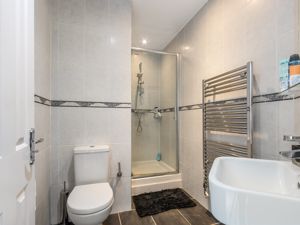 Photo 30- click for photo gallery